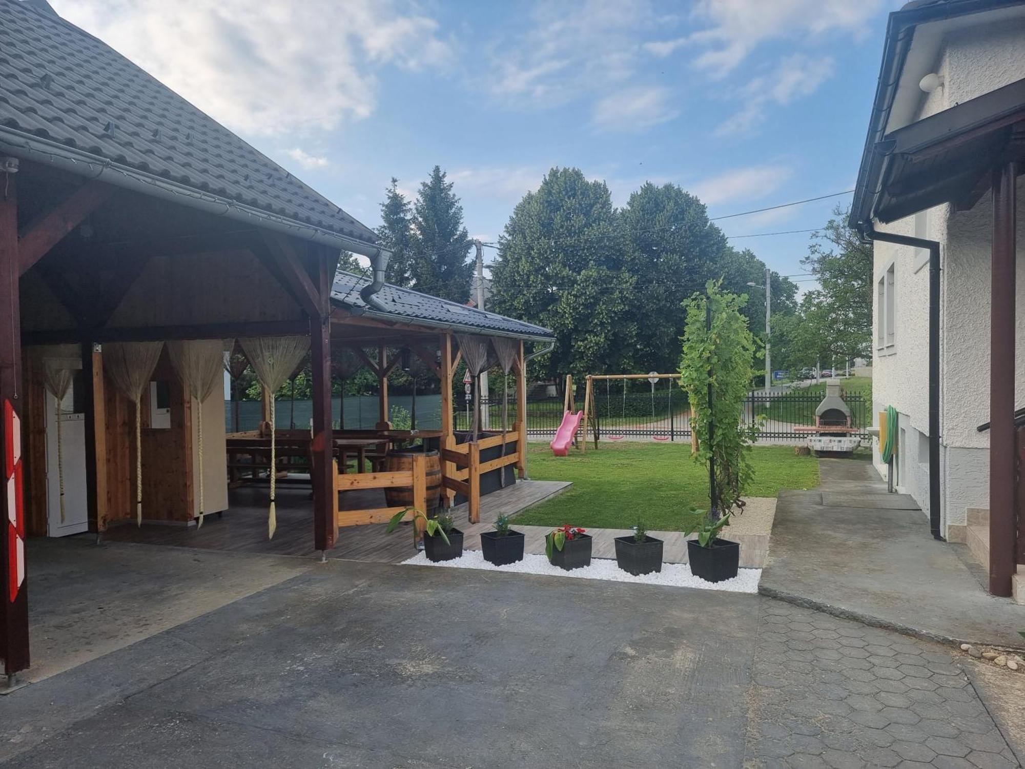 Holiday Home Baotic Velika Mlaka エクステリア 写真